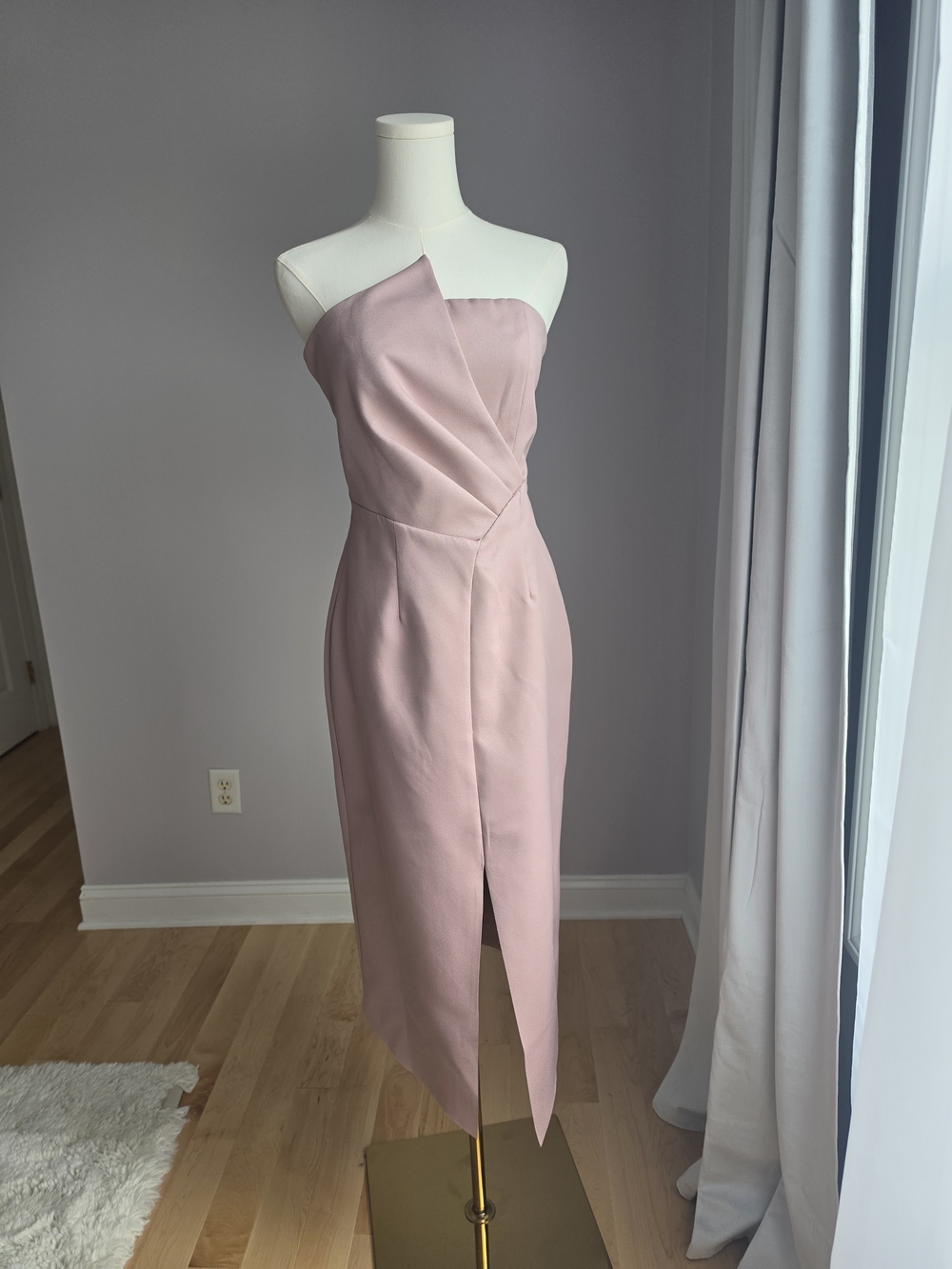 Elliatt Asymmetric One-Shoulder Midi Dress in Dusty Pink